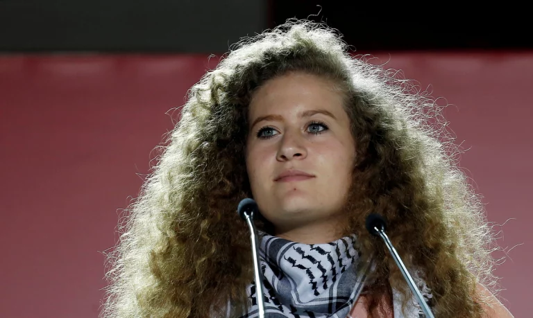 Ícone da causa palestina, ativista Ahed Tamimi é presa por Israel