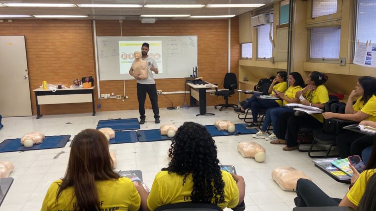 Encerramento da primeira turma de Condutores de Veículos de Emergência para Mulheres