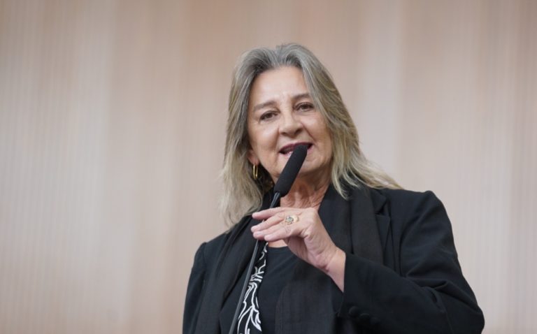 Dra. Zeli celebra o lançamento das obras da Ponte Pacaembu/Pedregal que liga Novo Gama a Valparaíso