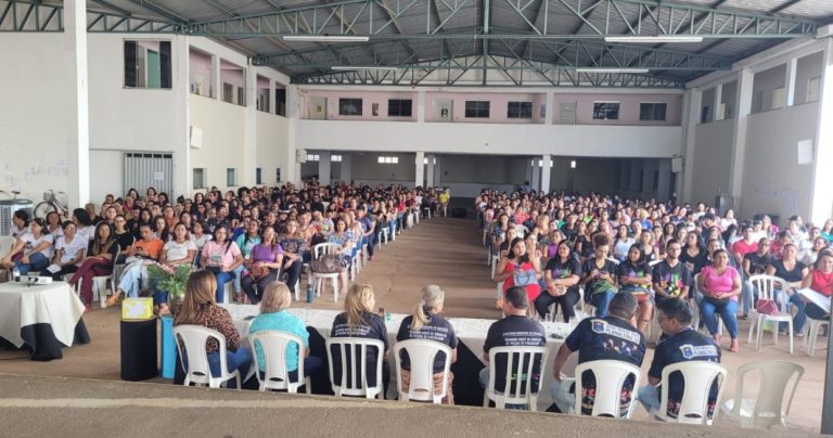 Planaltina de Goiás debate educação para portador de espectro autista