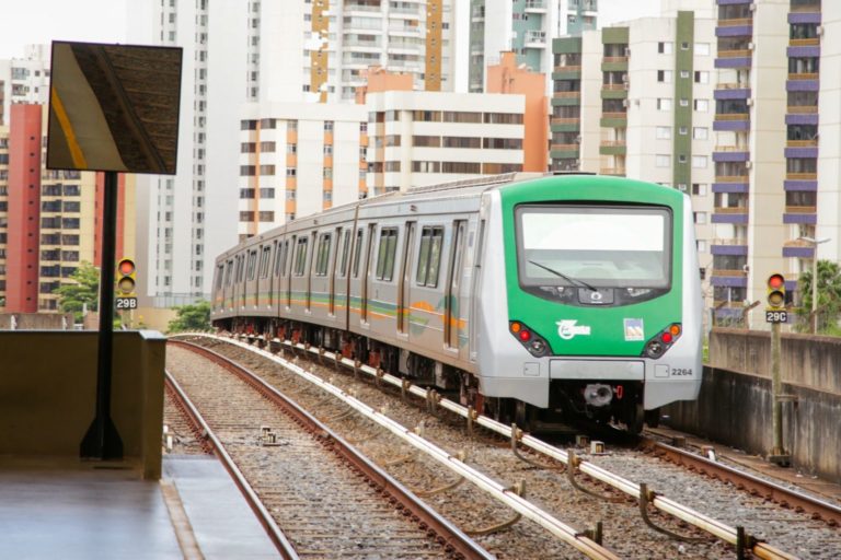 Confira o que abre e o que fecha no feriado do Dia do Trabalhador