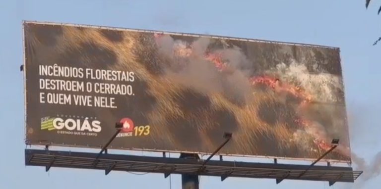 Com outdoor em “chamas”, Governo de Goiás alerta sobre o risco de queimadas